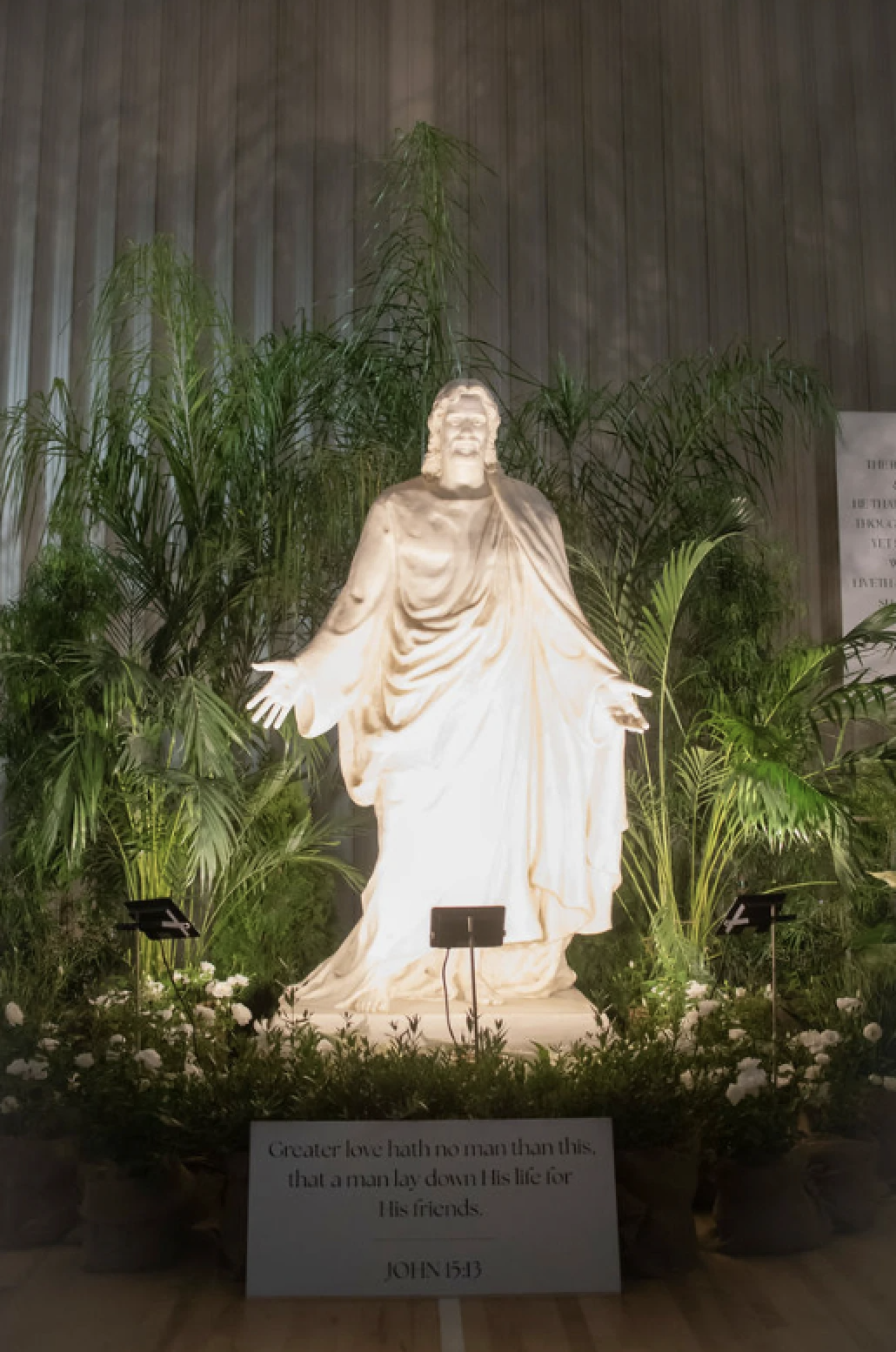 Christus statue with plants